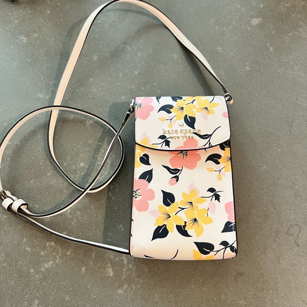 Kate Spade Cross Body Phone Bag